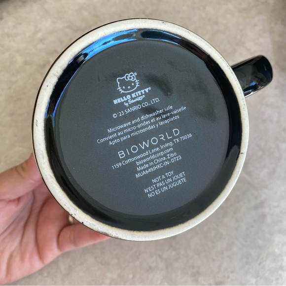 Sanrio Hello Kitty Happy Halloween Mug - Picture 4 of 4